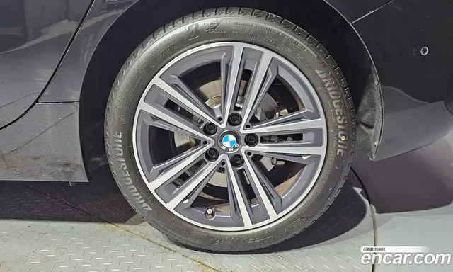 BMW 1 серия 2022 2.0 автомат (гидро), миниатюра 7 BMW 1 серия 2022 2.0 автомат (гидро), миниатюра 7