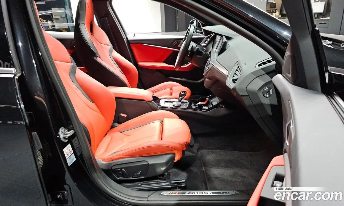 BMW 1 серия 2023 2.0 автомат (гидро), фото 17 BMW 1 серия 2023 2.0 автомат (гидро), фото 17