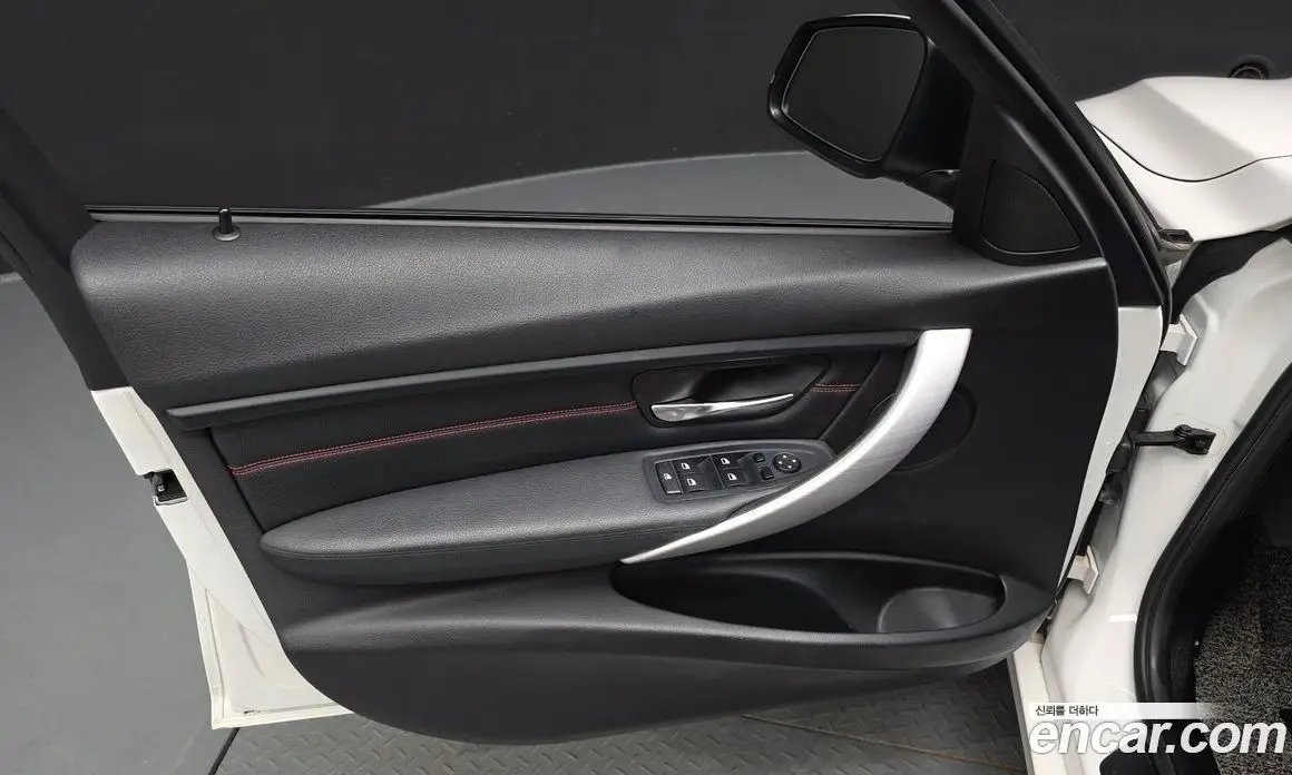 BMW 3 серия 2015 2.0 автомат (гидро), фото 13