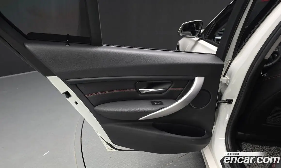 BMW 3 серия 2015 2.0 автомат (гидро), фото 14
