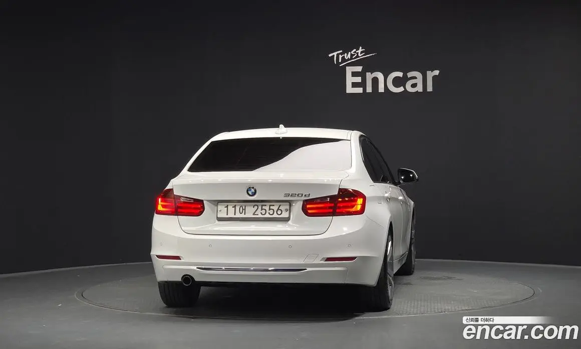 BMW 3 серия 2015 2.0 автомат (гидро), фото 3