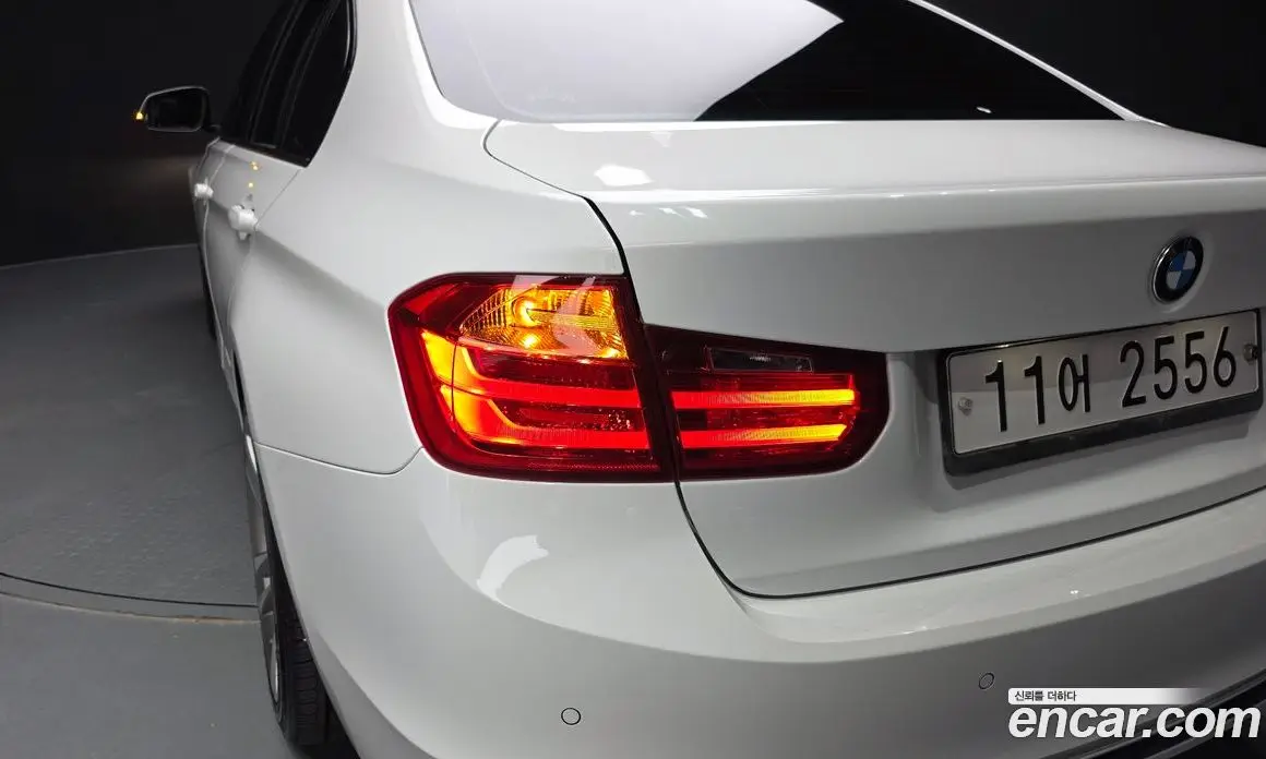 BMW 3 серия 2015 2.0 автомат (гидро), фото 8