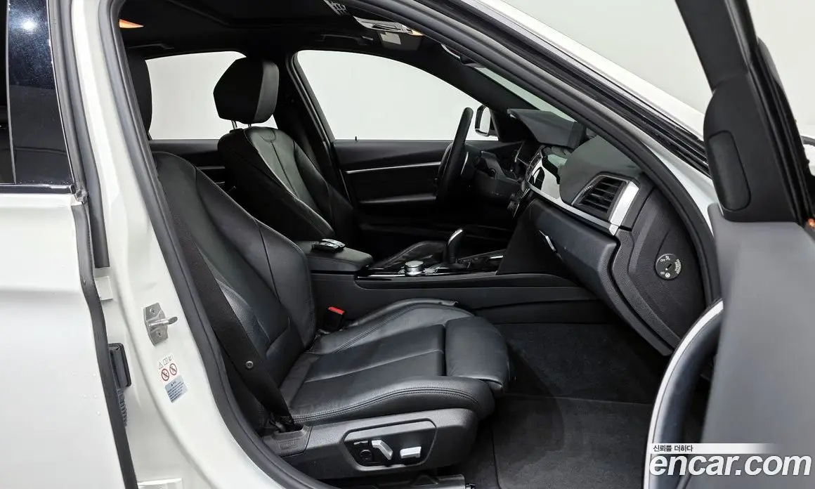 BMW 3 серия 2018 2.0 автомат (гидро), фото 16 BMW 3 серия 2018 2.0 автомат (гидро), фото 16