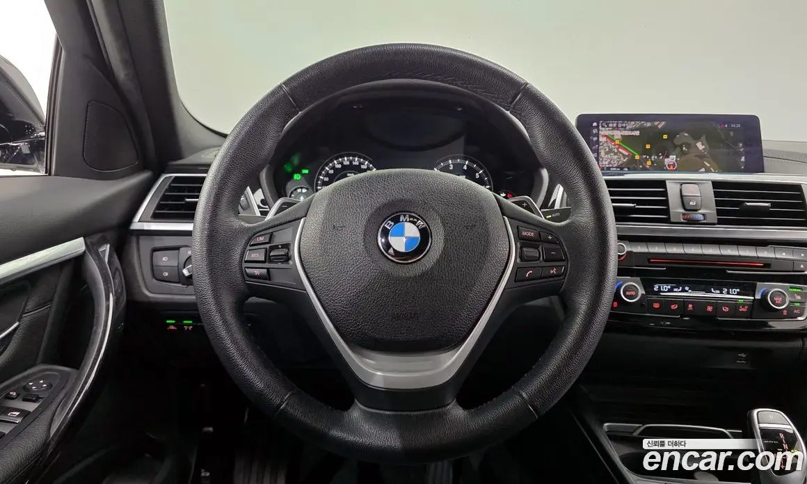 BMW 3 серия 2018 2.0 автомат (гидро), фото 19 BMW 3 серия 2018 2.0 автомат (гидро), фото 19