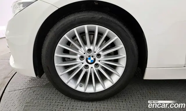 BMW 3 серия 2018 2.0 автомат (гидро), миниатюра 5 BMW 3 серия 2018 2.0 автомат (гидро), миниатюра 5
