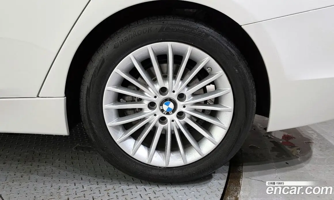 BMW 3 серия 2018 2.0 автомат (гидро), фото 7 BMW 3 серия 2018 2.0 автомат (гидро), фото 7