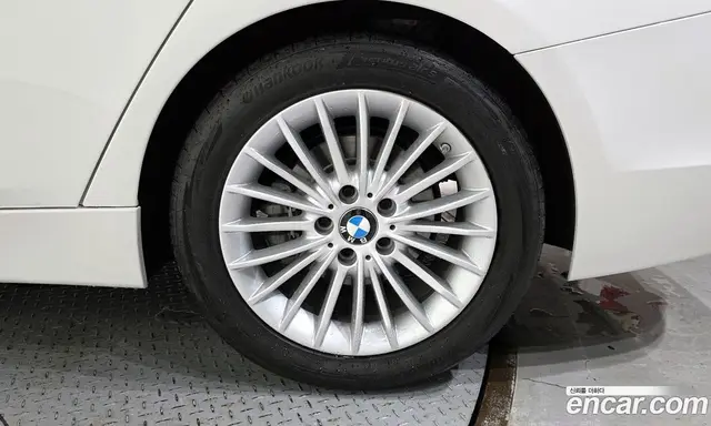 BMW 3 серия 2018 2.0 автомат (гидро), миниатюра 7 BMW 3 серия 2018 2.0 автомат (гидро), миниатюра 7