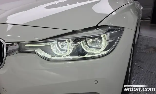 BMW 3 серия 2018 2.0 автомат (гидро), миниатюра 8 BMW 3 серия 2018 2.0 автомат (гидро), миниатюра 8
