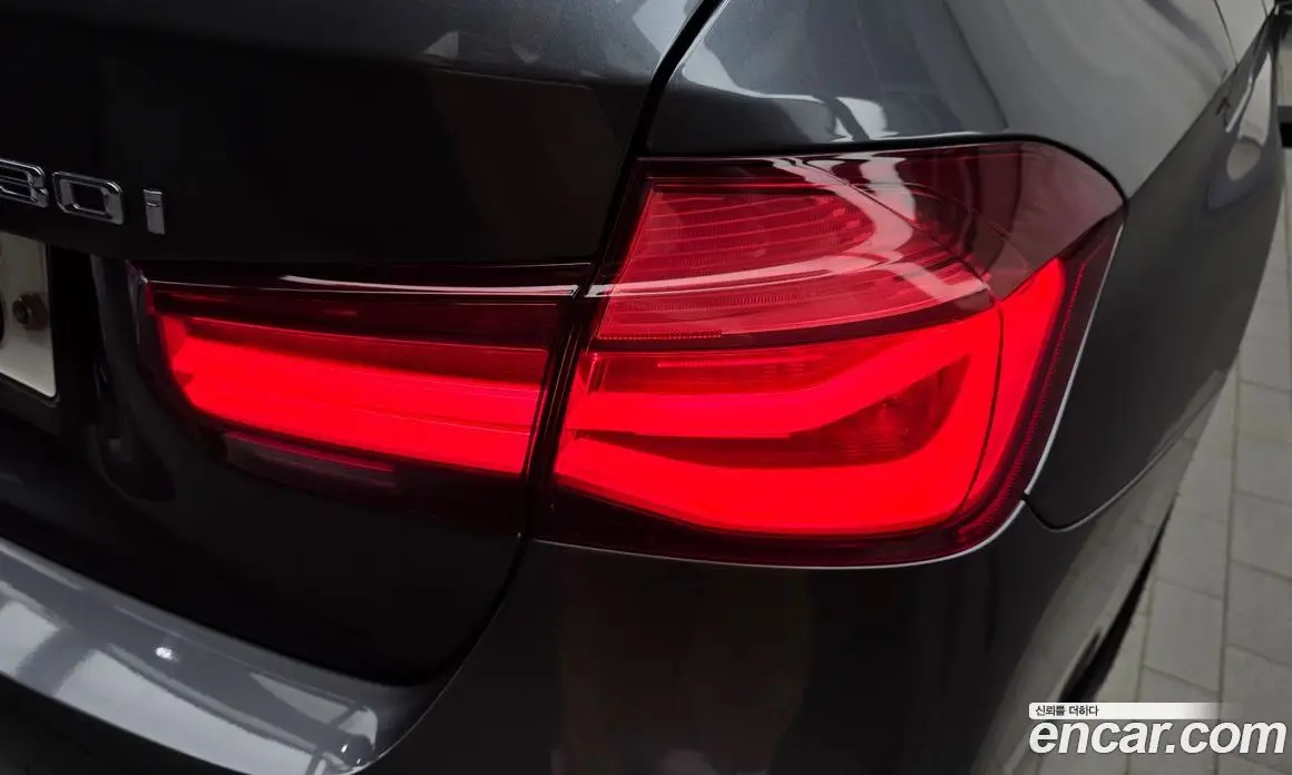 BMW 3 серия 2018 2.0 автомат (гидро), фото 9