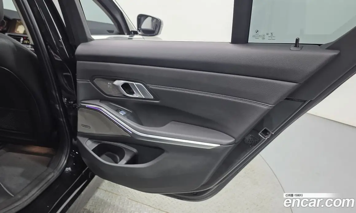 BMW 3 серия 2021 2.0 автомат (гидро), фото 14