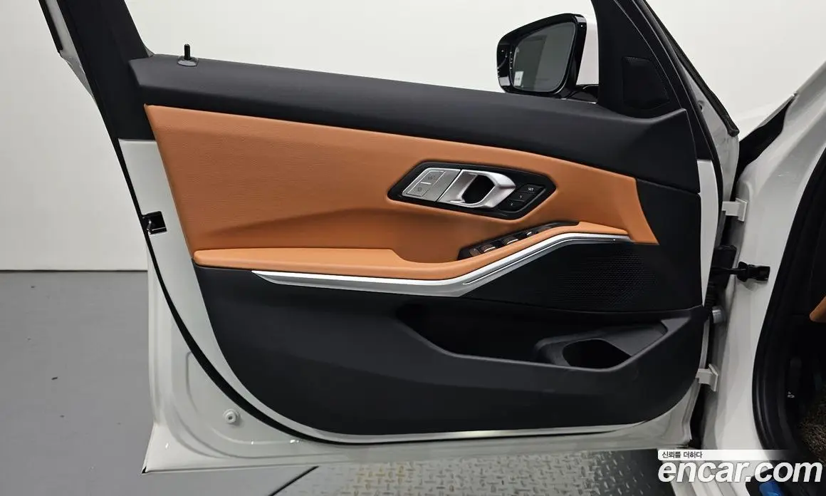 BMW 3 серия 2022 2.0 автомат (гидро), фото 14 BMW 3 серия 2022 2.0 автомат (гидро), фото 14