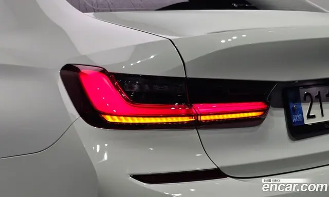 BMW 3 серия 2022 2.0 автомат (гидро), миниатюра 9 BMW 3 серия 2022 2.0 автомат (гидро), миниатюра 9