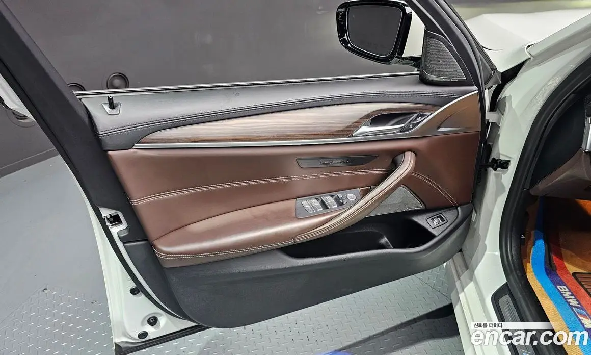 BMW 5 серия 2020 2.0 автомат (гидро), фото 14 BMW 5 серия 2020 2.0 автомат (гидро), фото 14
