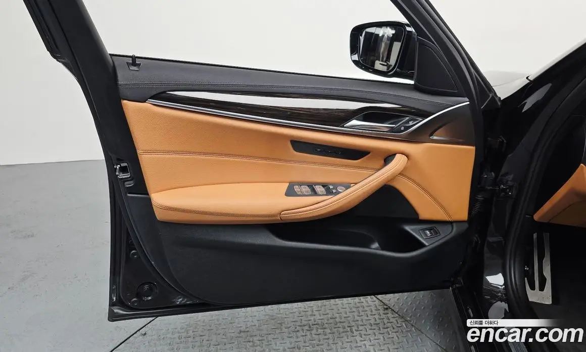 BMW 5 серия 2022 2.0 автомат (гидро), фото 14 BMW 5 серия 2022 2.0 автомат (гидро), фото 14