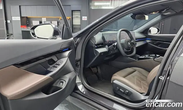 BMW 5 серия 2023 2.0 автомат (гидро), миниатюра 12