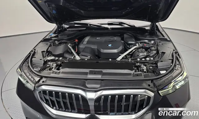 BMW 5 серия 2023 2.0 автомат (гидро), миниатюра 5