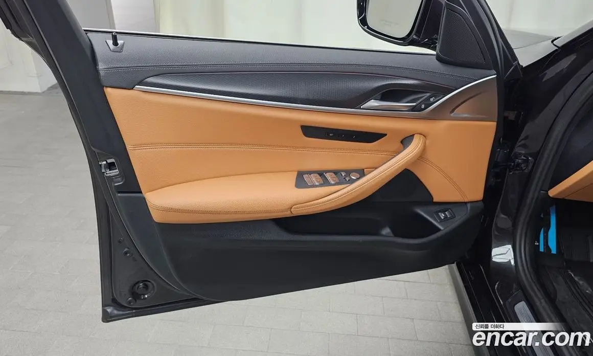 BMW 5 серия 2023 2.0 автомат (гидро), фото 13