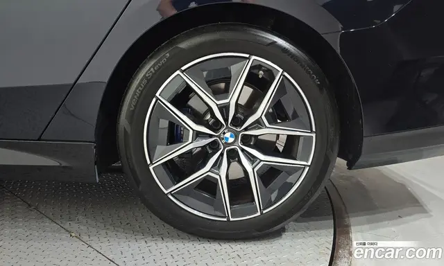 BMW 5 серия 2024 2.0 автомат (гидро), миниатюра 7