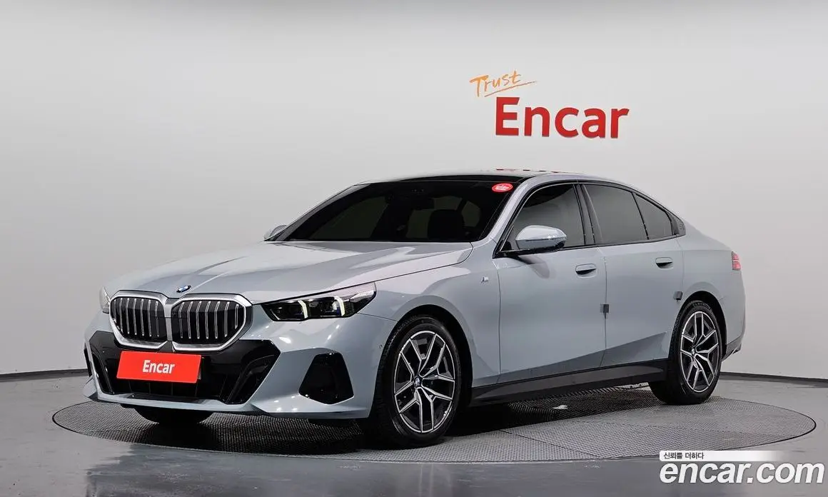 BMW 5 серия 2024 2.0 автомат (гидро), фото 1 BMW 5 серия 2024 2.0 автомат (гидро), фото 1