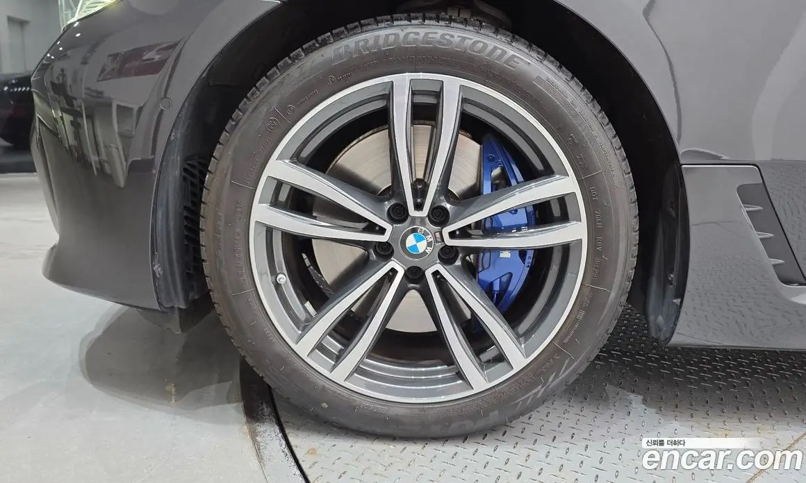 BMW 6 серия 2024 2.0 автомат (гидро), фото 5