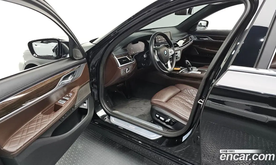 BMW 7 серия 2021 3.0 автомат (гидро), фото 12
