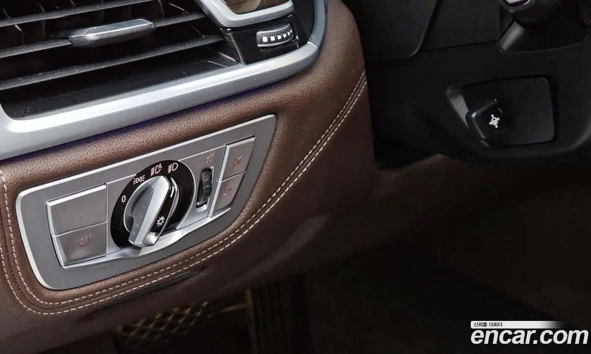 BMW 7 серия 2021 3.0 автомат (гидро), фото 18