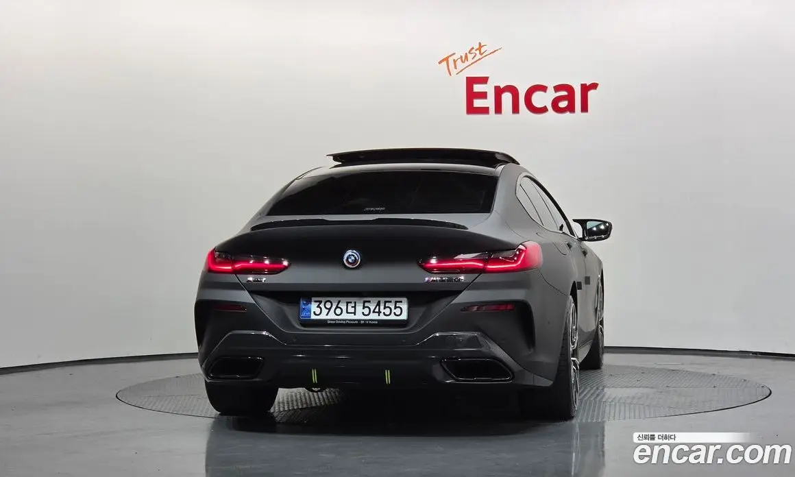 BMW 8 серия 2022 4.4 автомат (гидро), фото 4 BMW 8 серия 2022 4.4 автомат (гидро), фото 4