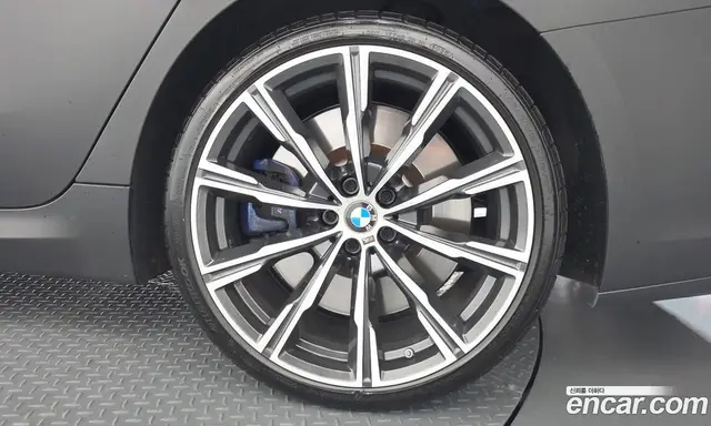 BMW 8 серия 2022 4.4 автомат (гидро), миниатюра 7 BMW 8 серия 2022 4.4 автомат (гидро), миниатюра 7