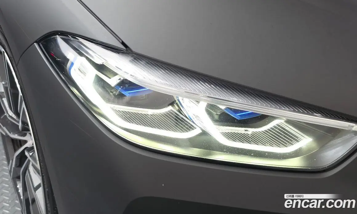 BMW 8 серия 2022 4.4 автомат (гидро), фото 8 BMW 8 серия 2022 4.4 автомат (гидро), фото 8