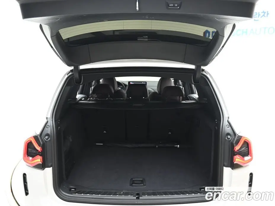 BMW iX3 2023 0.2 автомат (гидро), фото 18