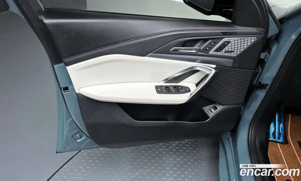 BMW X2 2024 2.0 автомат (гидро), фото 14