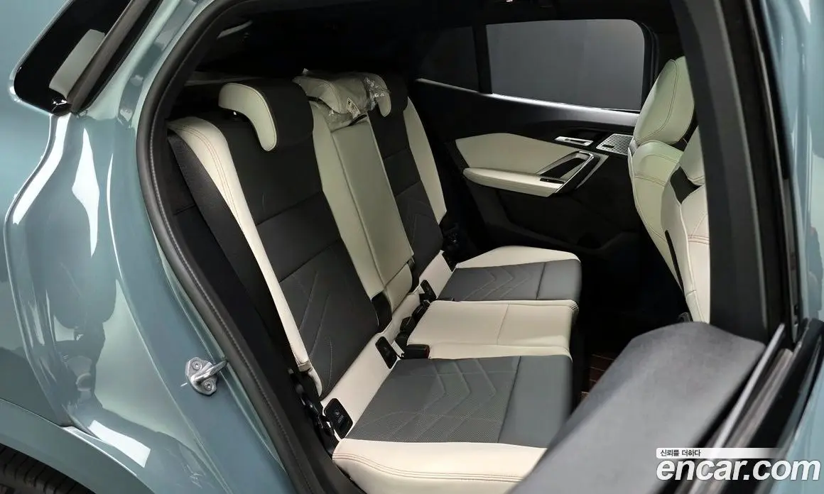 BMW X2 2024 2.0 автомат (гидро), фото 17