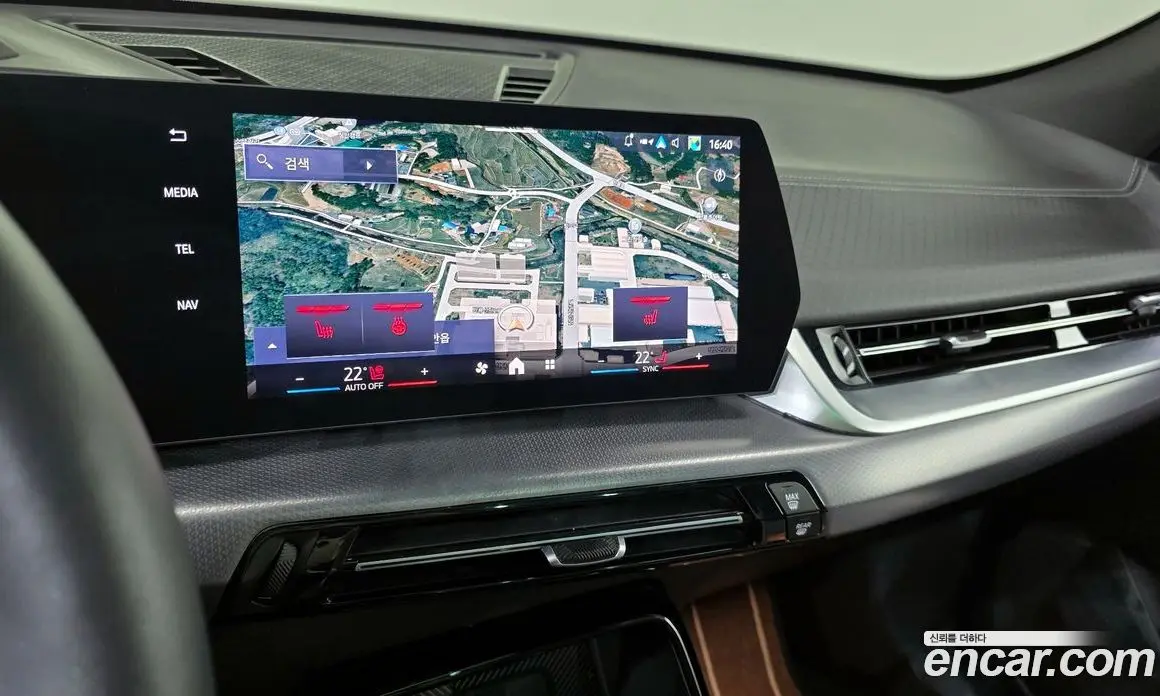 BMW X2 2024 2.0 автомат (гидро), фото 20