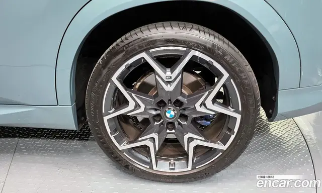 BMW X2 2024 2.0 автомат (гидро), миниатюра 7