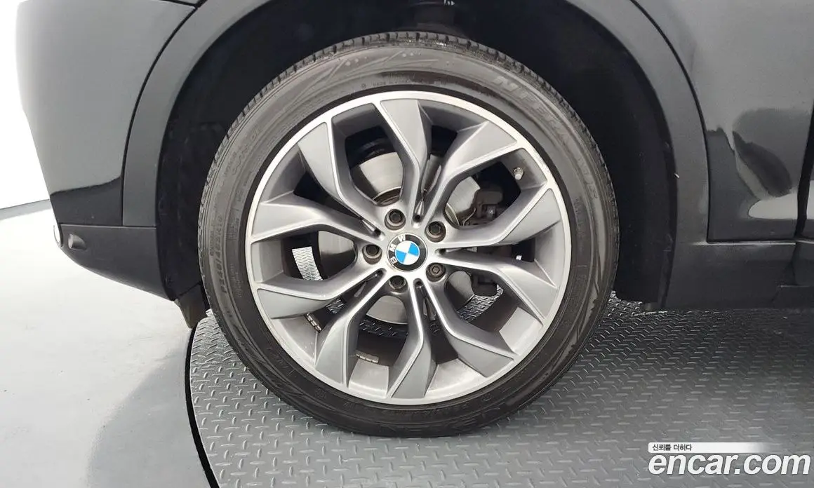 BMW X4 2015 2.0 автомат (гидро), фото 4
