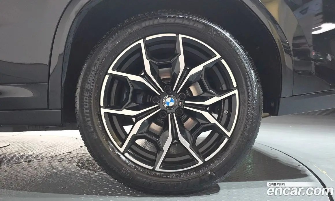 BMW X4 2024 2.0 автомат (гидро), фото 6 BMW X4 2024 2.0 автомат (гидро), фото 6