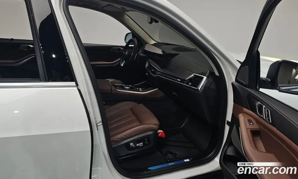 BMW X5 2024 3.0 автомат (гидро), фото 15