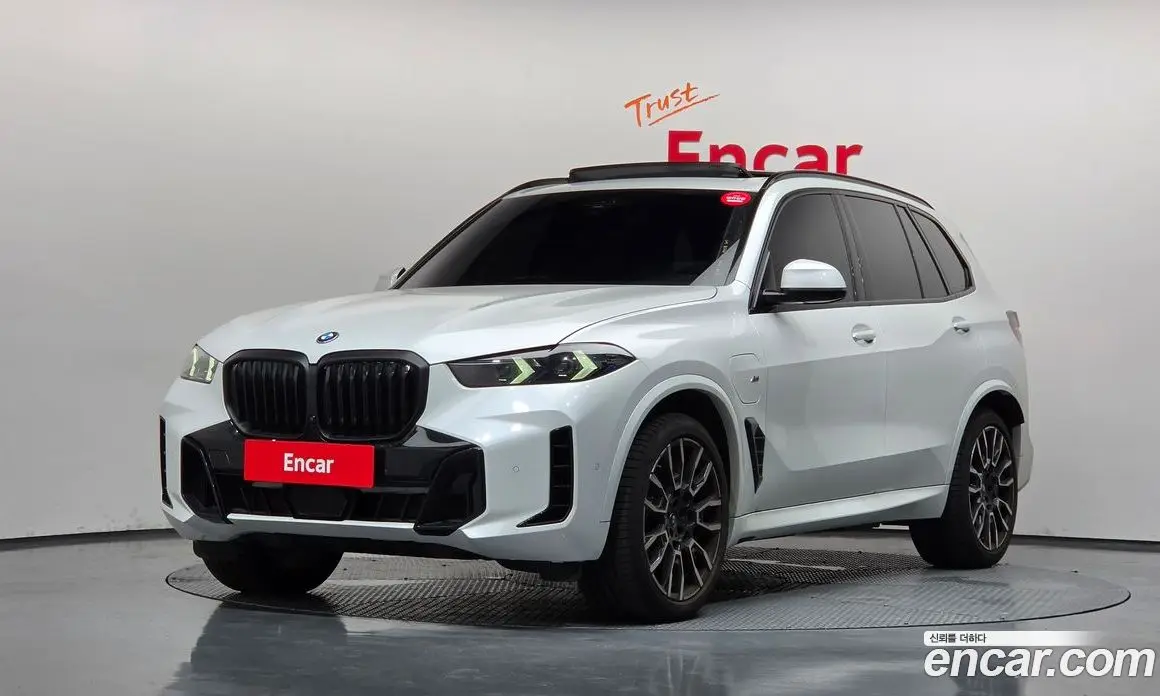 BMW X5 2025 3.0 автомат (гидро), фото 1 BMW X5 2025 3.0 автомат (гидро), фото 1