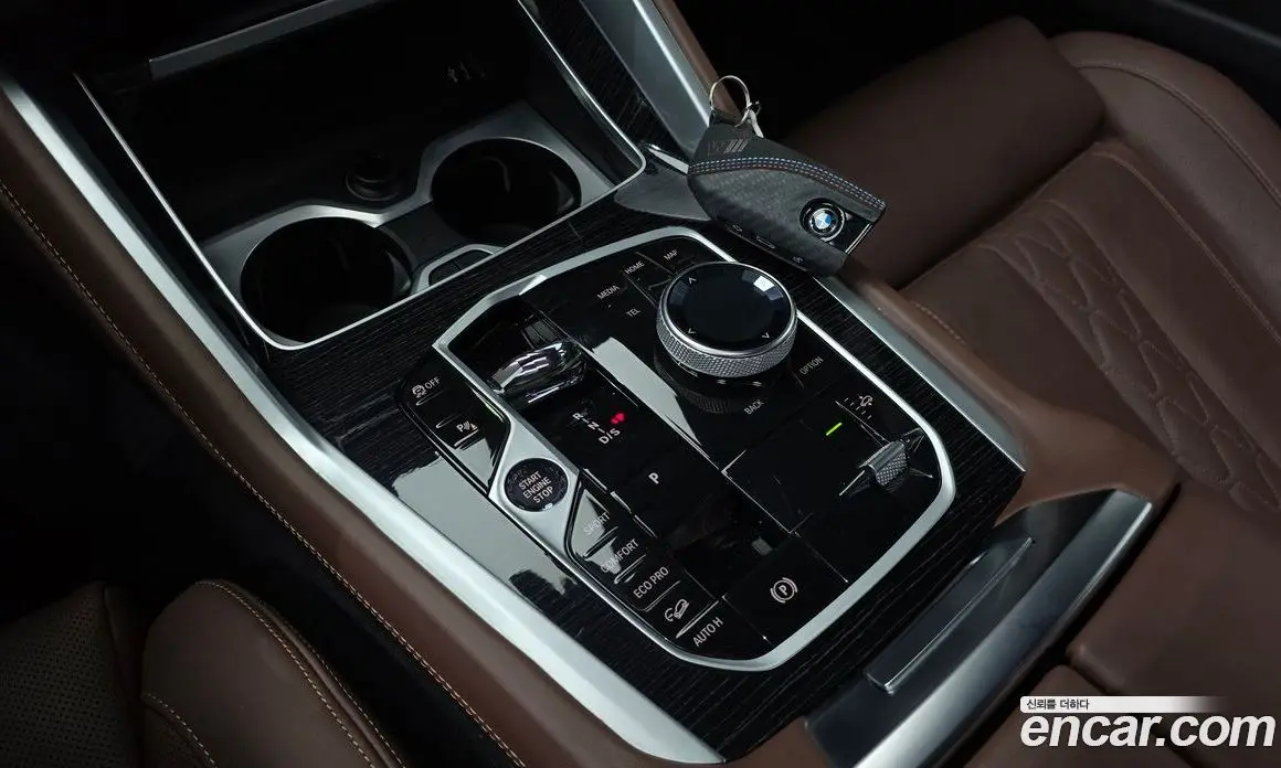 BMW X6 2024 3.0 автомат (гидро), фото 12