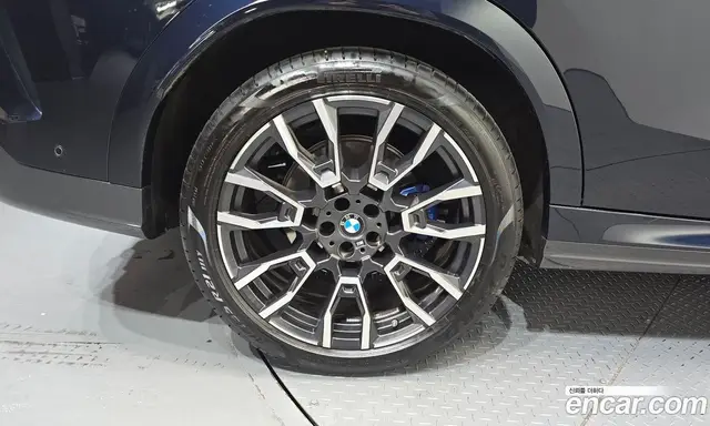 BMW X6 2024 3.0 автомат (гидро), миниатюра 5