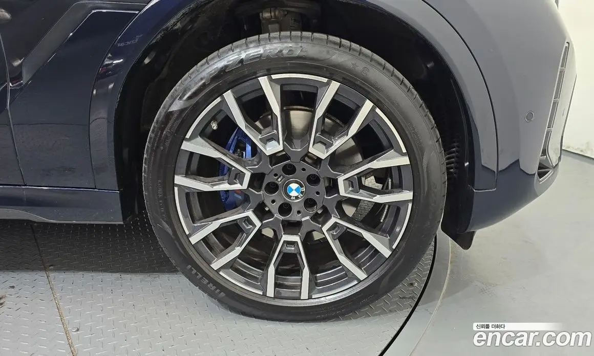 BMW X6 2024 3.0 автомат (гидро), фото 7