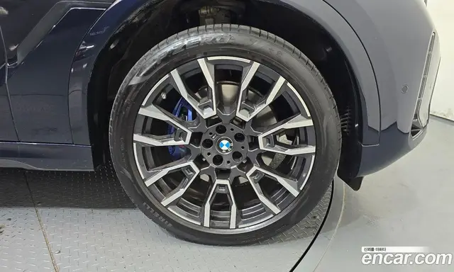 BMW X6 2024 3.0 автомат (гидро), миниатюра 7