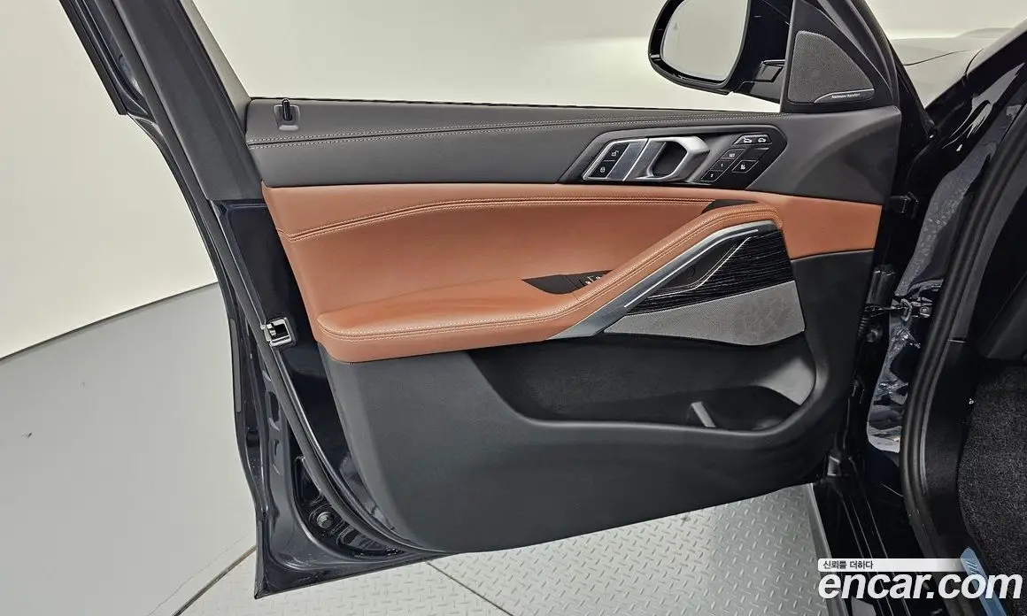 BMW X6 2025 3.0 автомат (гидро), фото 14