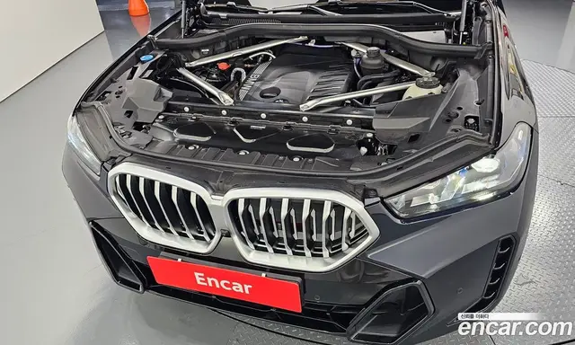 BMW X6 2025 3.0 автомат (гидро), миниатюра 6