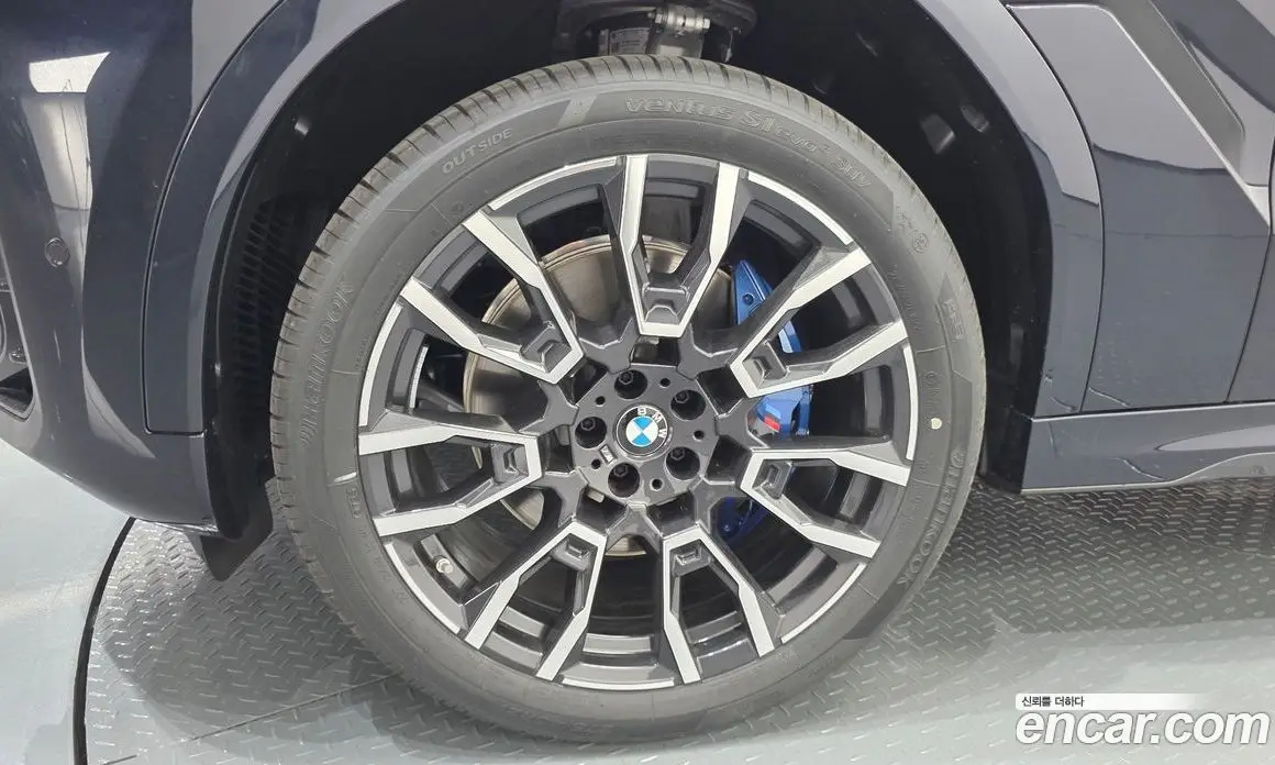 BMW X6 2026 3.0 автомат (гидро), фото 4