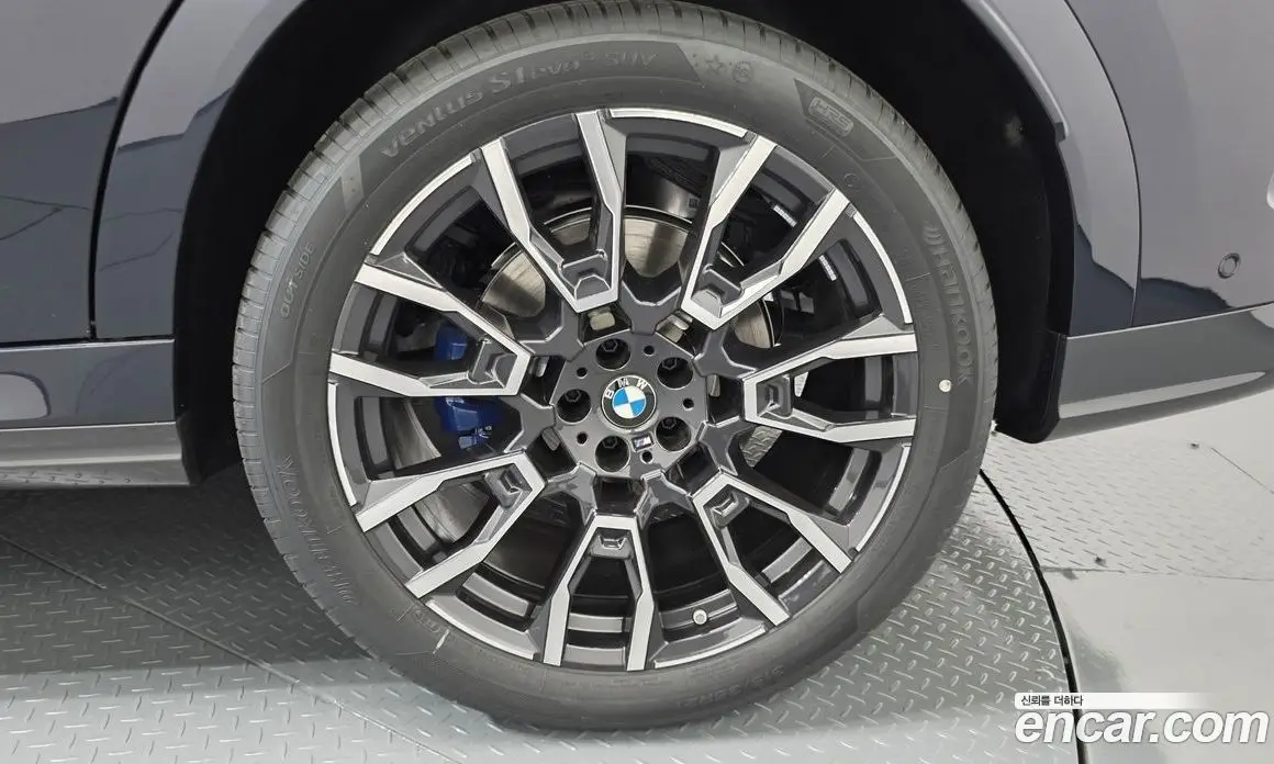 BMW X6 2026 3.0 автомат (гидро), фото 6