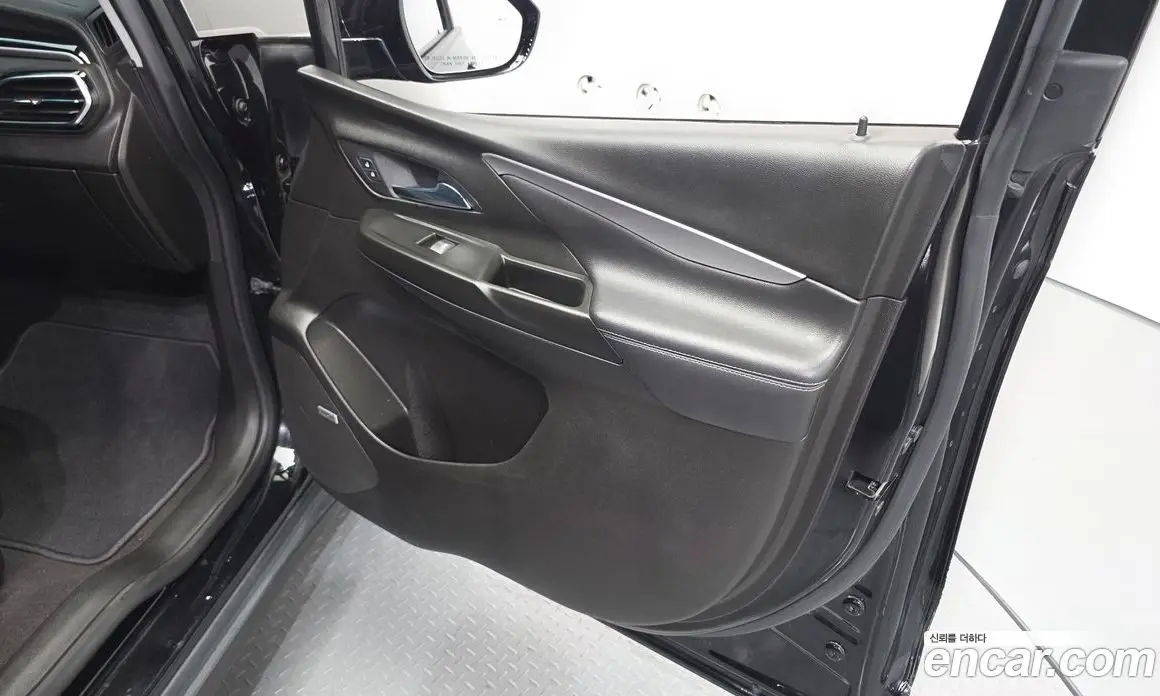 Chevrolet Bolt EV 2022 0.2 автомат (гидро), фото 14 Chevrolet Bolt EV 2022 0.2 автомат (гидро), фото 14
