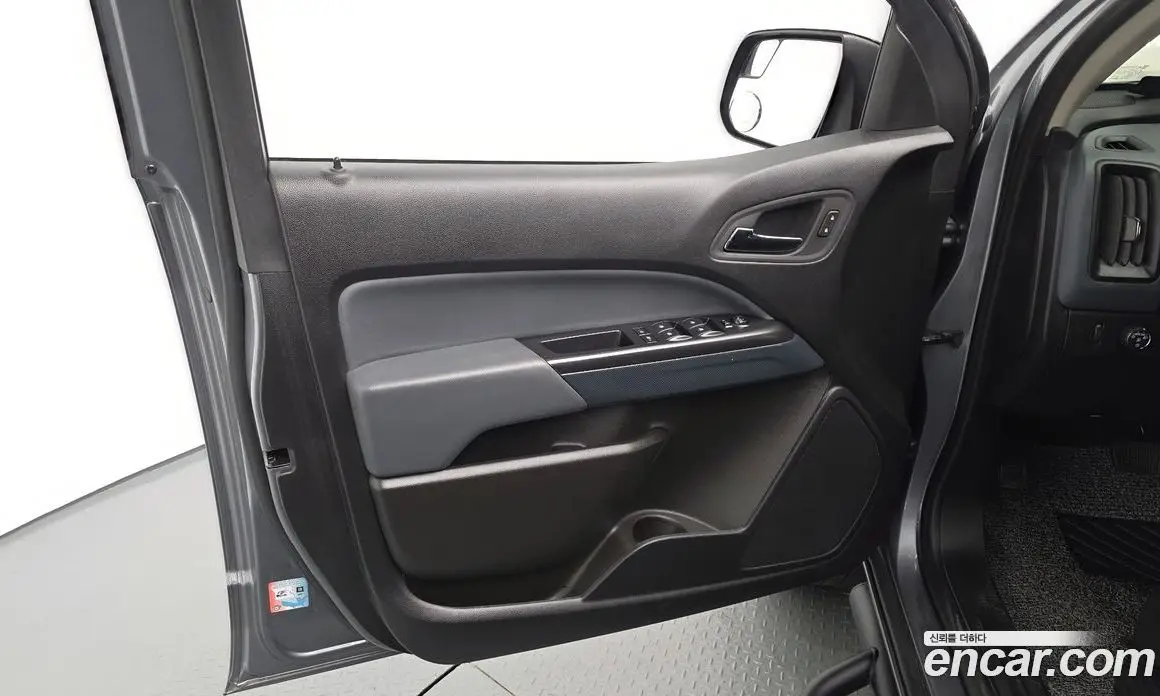 Chevrolet Colorado 2022 3.6 автомат (гидро), фото 14