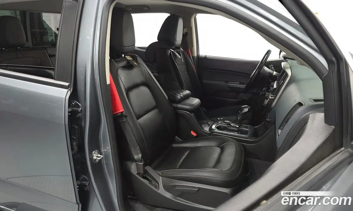 Chevrolet Colorado 2022 3.6 автомат (гидро), фото 16