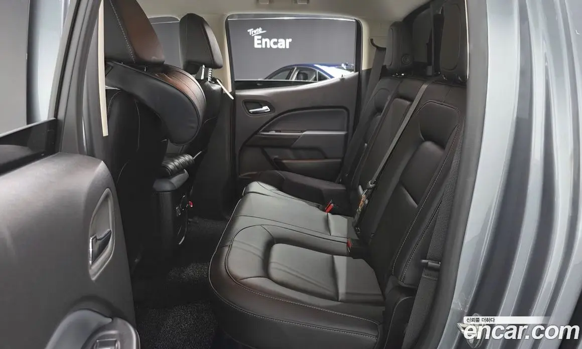 Chevrolet Colorado 2022 3.6 автомат (гидро), фото 18